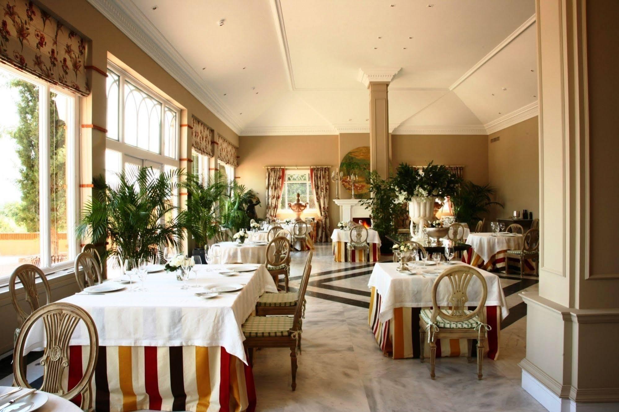 Hotel Valdepalacios Gourmand 5* Gl Torrico Exterior photo