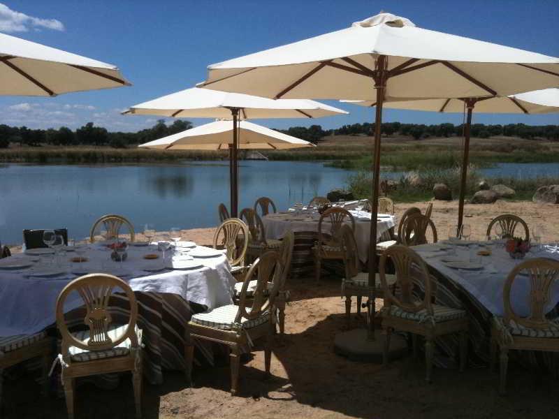 Hotel Valdepalacios Gourmand 5* Gl Torrico Exterior photo