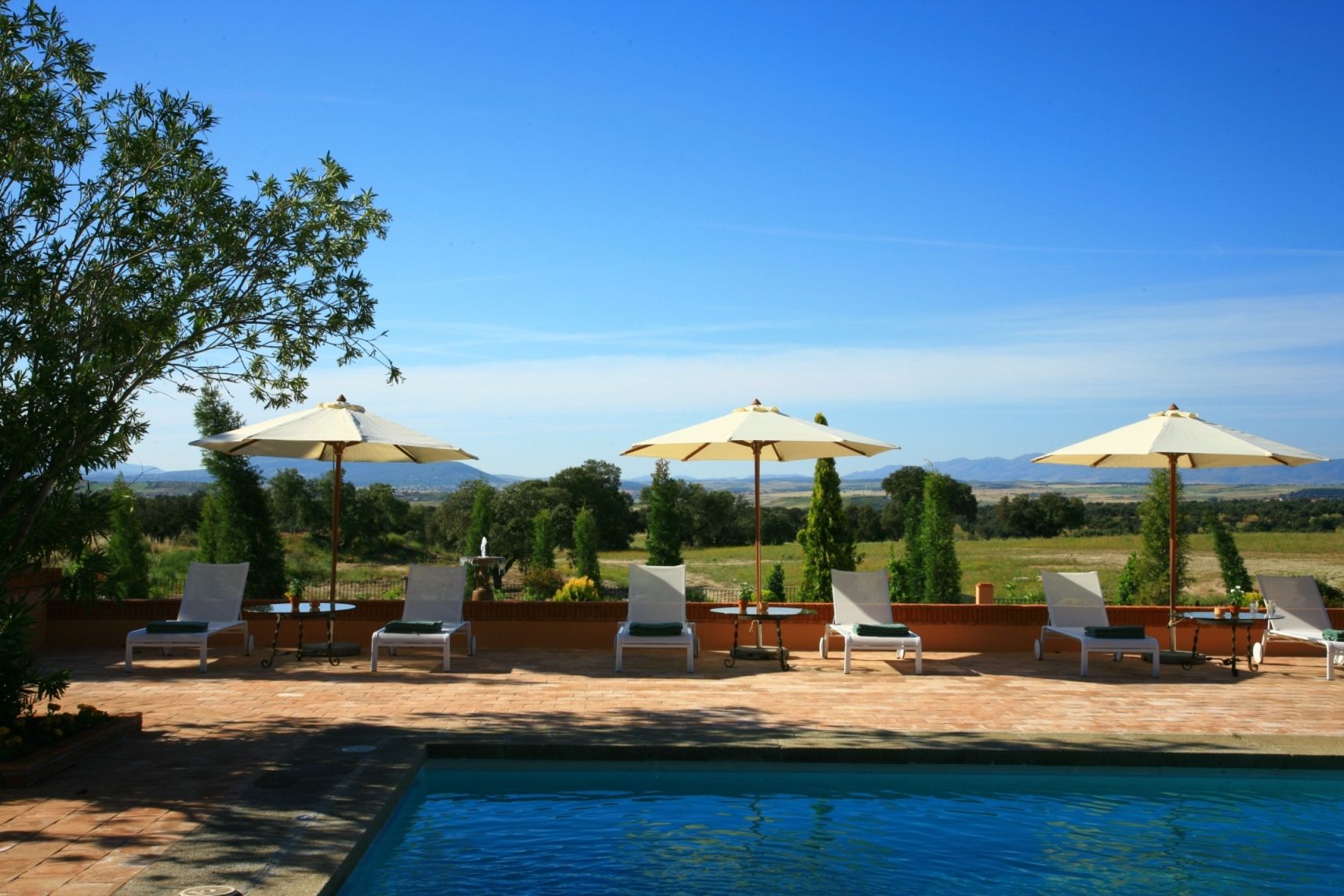 Hotel Valdepalacios Gourmand 5* Gl Torrico Exterior photo